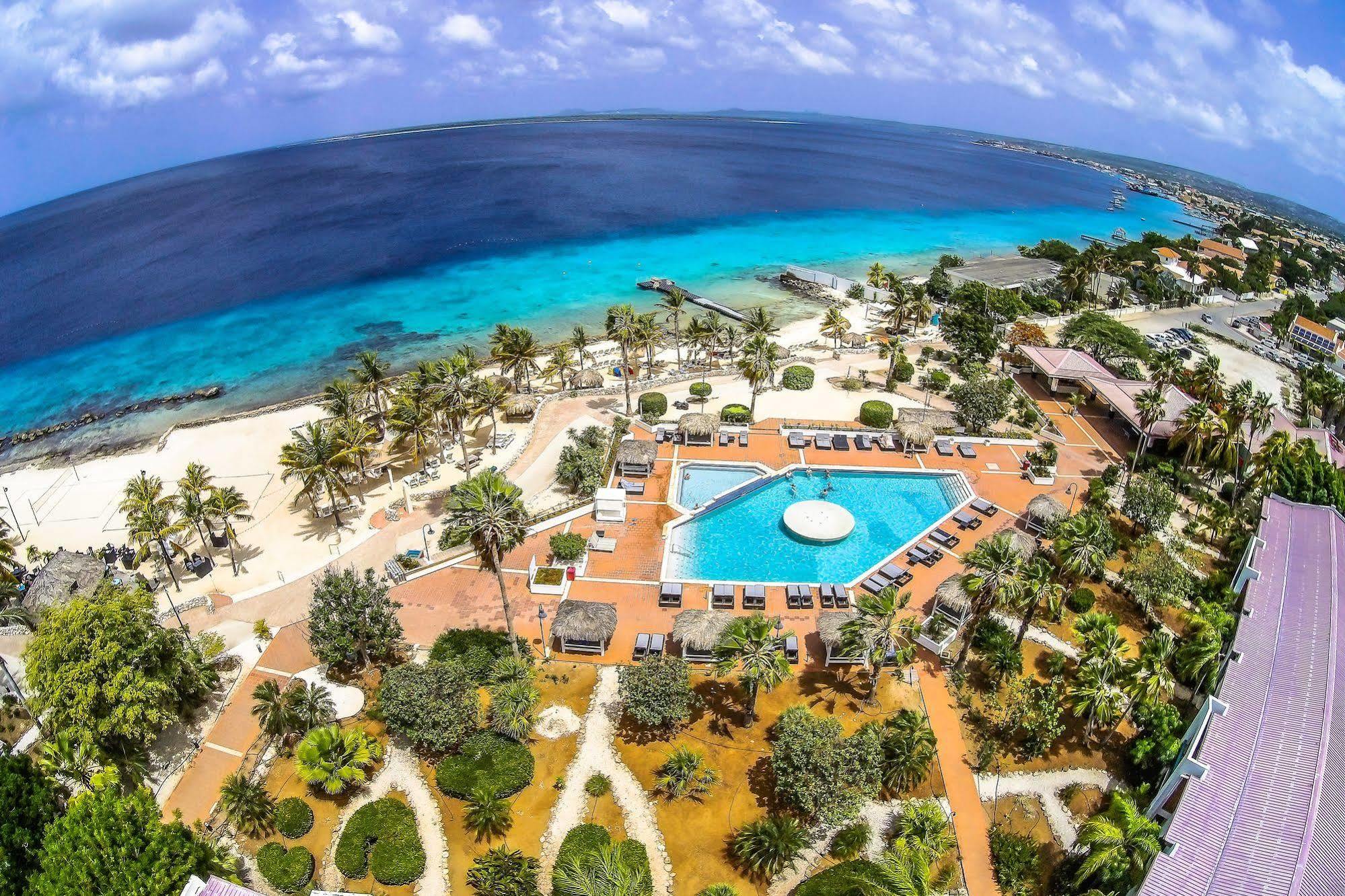 Van der Valk Plaza Beach&Dive Resort Bonaire Playa Exterior foto